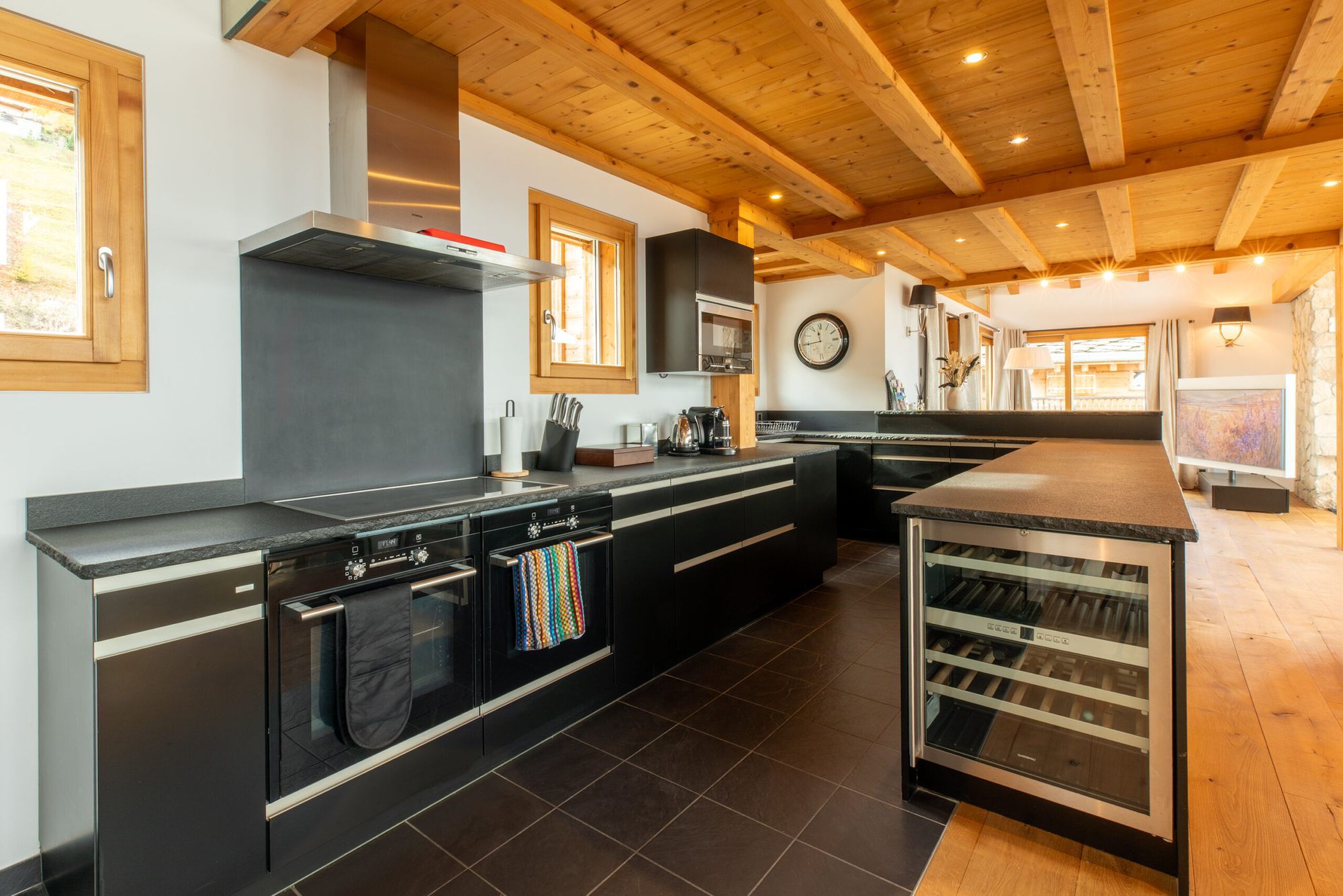 Fully equipped kitchen